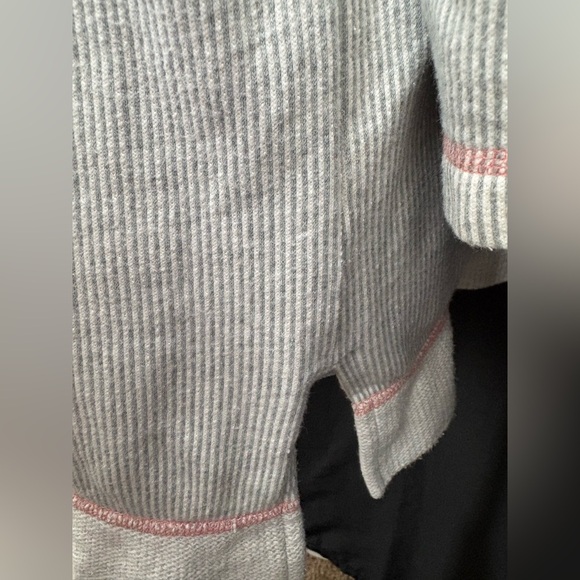 Liz Claiborne Striped Pullover Tunic Sweatshirt Pink Stitching Size L - Picture 4 of 6